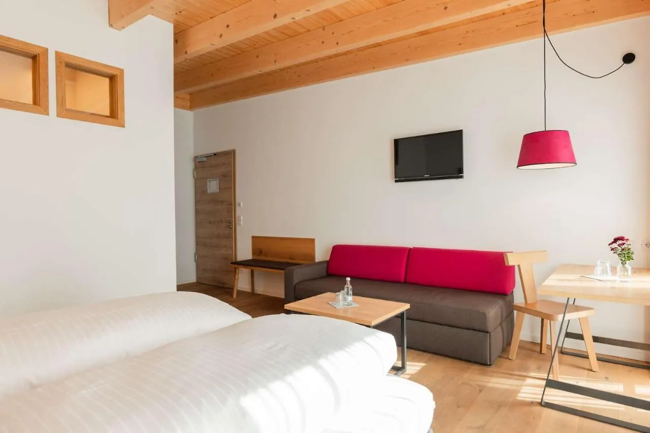 *** Hotel Gasthof Krone Kinding Germania