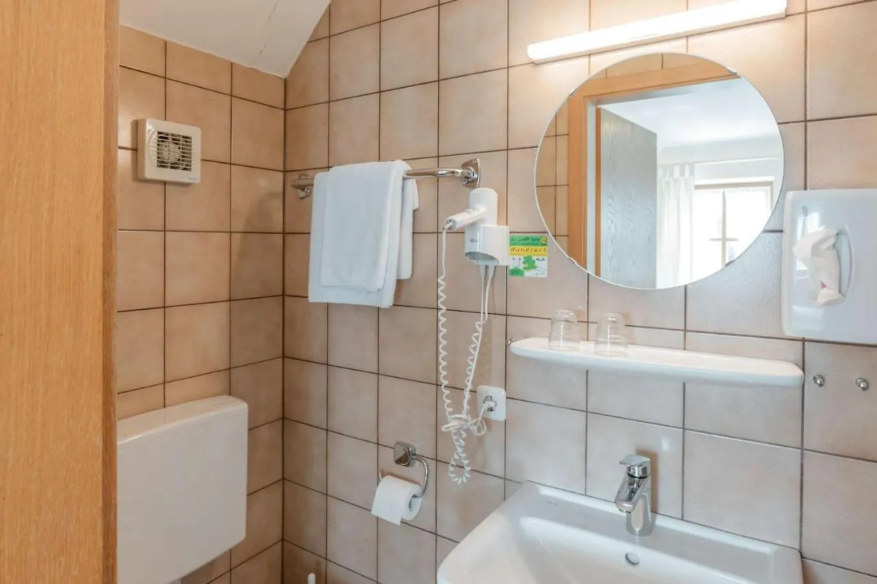 Gasthof Krone Kinding