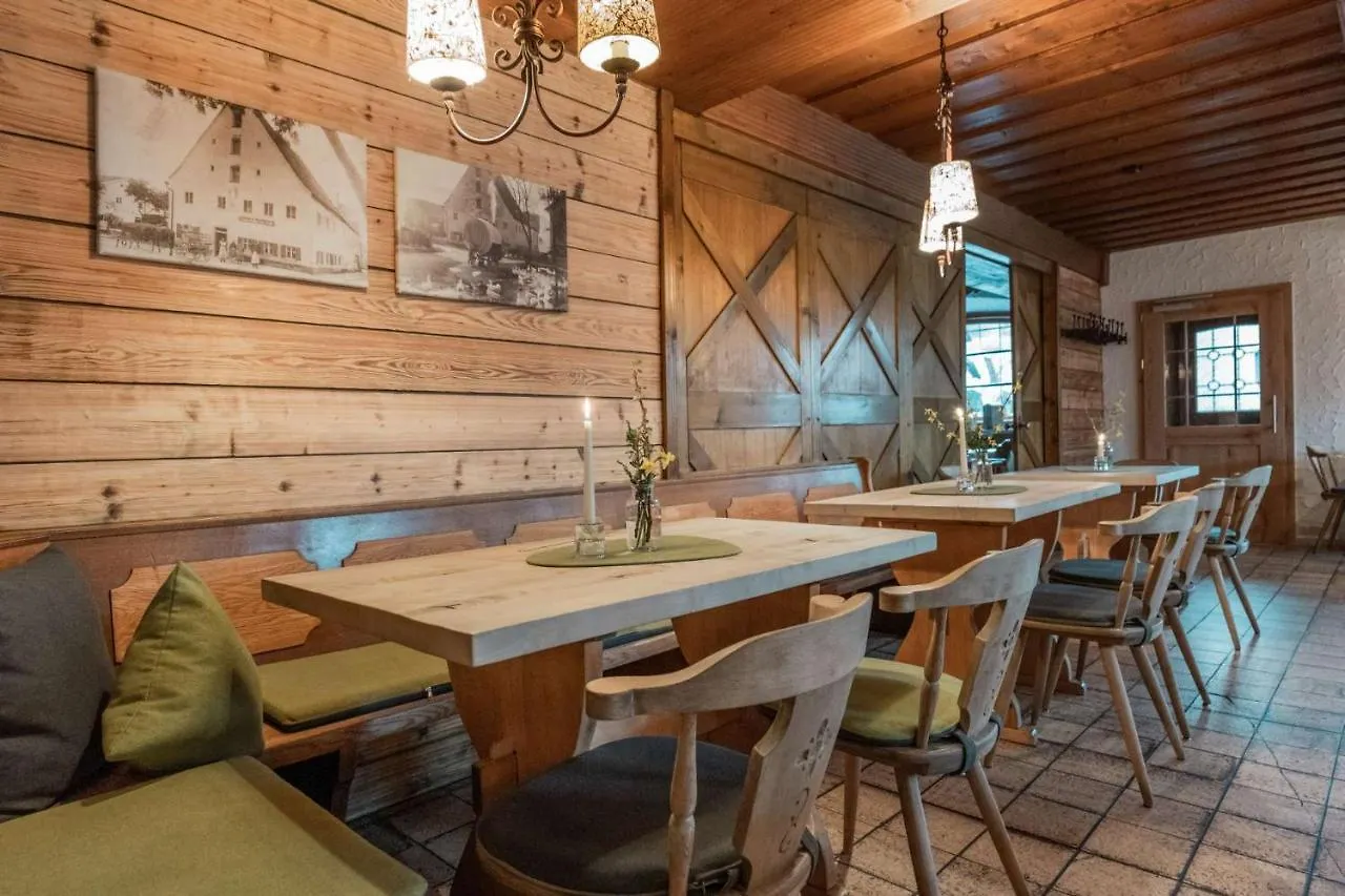 Gasthof Krone Kinding